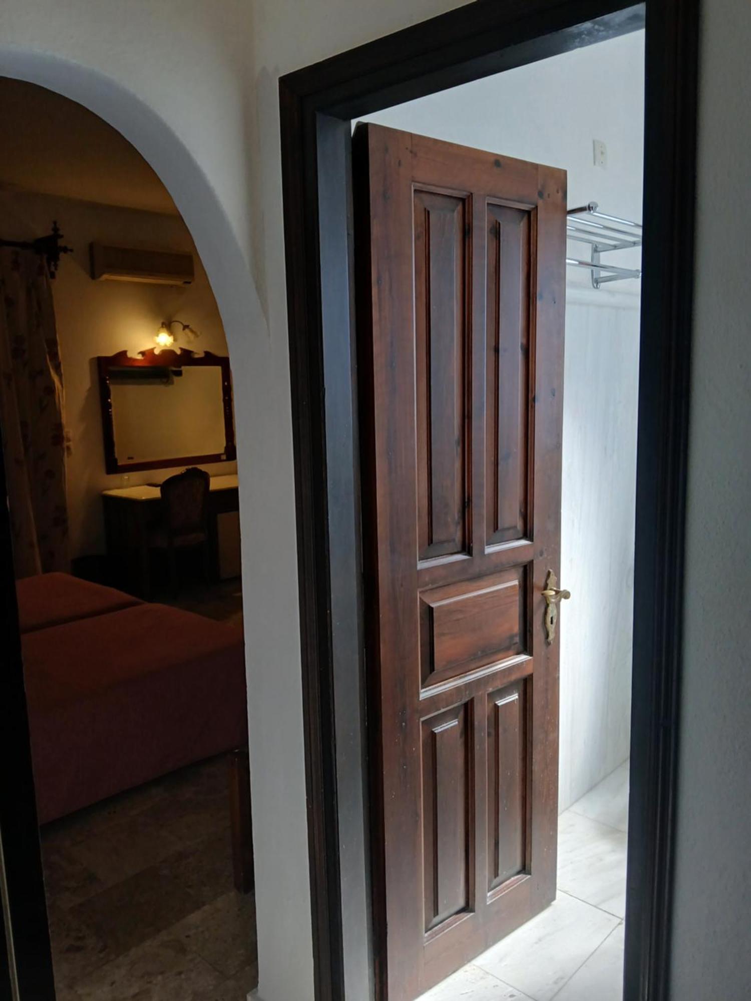 Hotel Villa Orsa สเกียธอสทาวน์ ภายนอก รูปภาพ